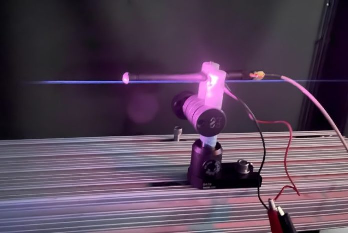 Scientists develop laser-powered plasma antenna inspired by lightsabers | Credit: Science Daily Scientists develop laser-powered plasma antenna inspired by lightsabers | Credit: Science Daily
