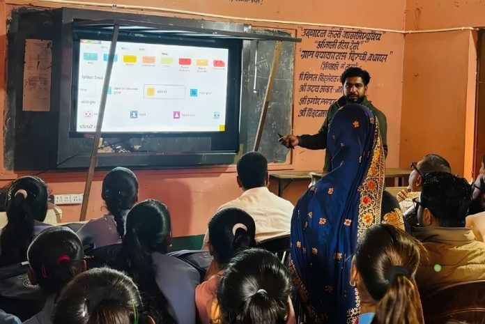 Offline smart classroom brings digital learning to 660 students in Bihar village | Credit: The Better India Offline smart classroom brings digital learning to 660 students in Bihar village | Credit: The Better India